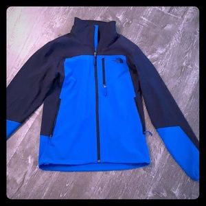 Men’s soft shell small north face